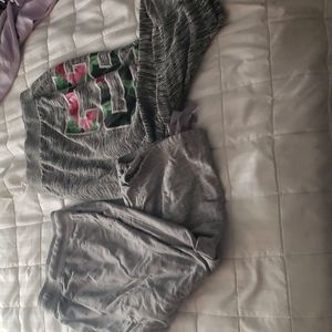 (2) Love capri joggers and bobby brooks